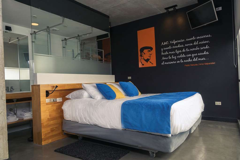 Verso Hotel Valparaíso Pokoj fotografie